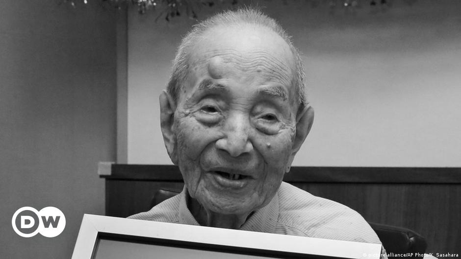 Умер старейший мужчина в мире. Сигэтиё Идзуми долгожитель. Старейший житель планеты. Японские долгожители.